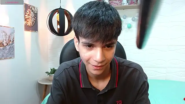 Snapshot of maxim_rod chatting on 06/30/26, 07:03 maxim rod online show from 06/30/26, 07:03