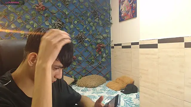 Snapshot of maxim_rod chatting on 04/01/26, 03:19 maxim rod online show from 04/01/26, 03:19