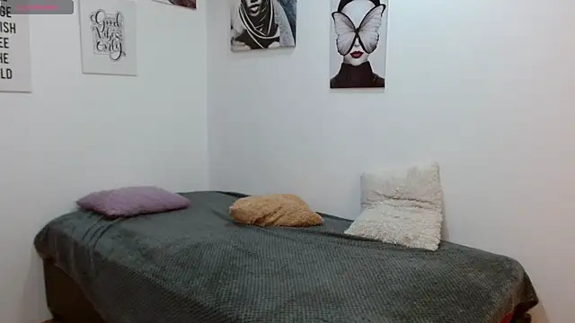 Snapshot of maxim_rod chatting on 04/14/26, 10:31 maxim rod online show from 04/14/26, 10:31