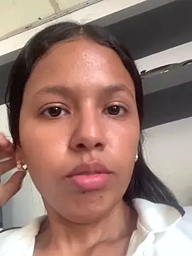 Snapshot of Cataleya2026 chatting on 04/12/26, 05:49 Cataleya2026 online show from 04/12/26, 05:49