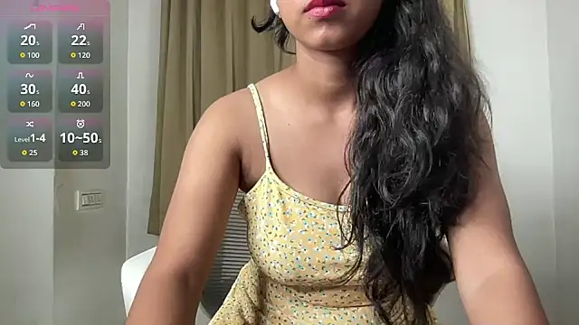 Gorgeous Sarahh online show from 05/16/26, 09:36