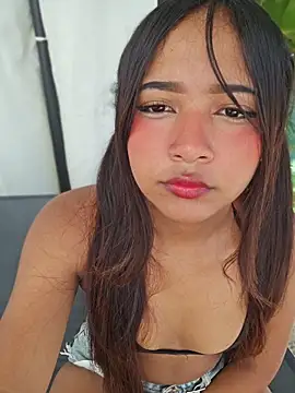 Pretty karol online show from 05/05/26, 01:25