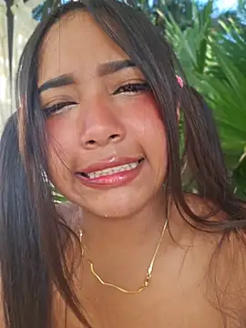 Pretty karol online show from 05/17/26, 12:49