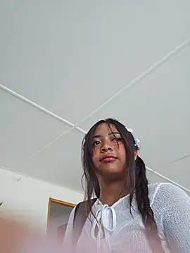 Pretty karol online show from 05/25/26, 12:37