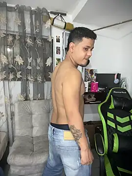 Snapshot of hizli_69 chatting on 03/28/26, 09:38 hizli 69 online show from 03/28/26, 09:38