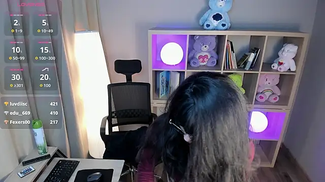 Snapshot of Saphyralux chatting on 06/26/26, 10:10 Saphyralux online show from 06/26/26, 10:10