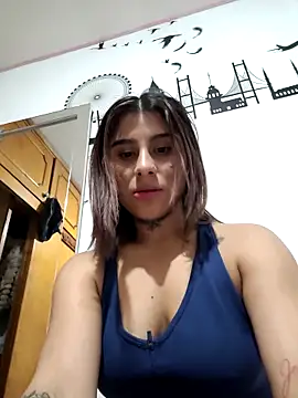 Emmaliz14 online show from 03/31/26, 01:51