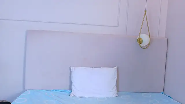 ThalianaRosse online show from 04/05/26, 04:24