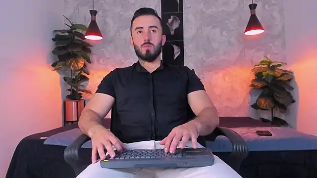 martin foster  online show from 03/31/26, 03:41