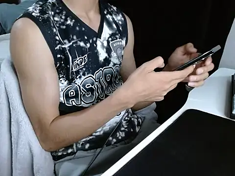 VazacGaming online show from 04/14/26, 02:27