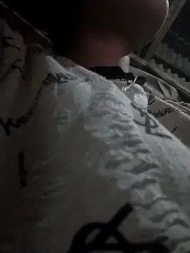 Snapshot of Saryloveparadise chatting on 04/10/26, 02:57 Saryloveparadise online show from 04/10/26, 02:57