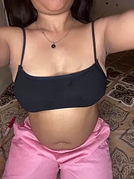 HOTTY ALIA1 online show from 04/01/26, 04:03