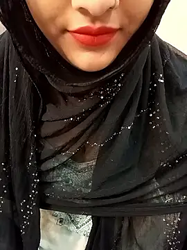 Miss Noor   online show from 04/29/26, 09:24