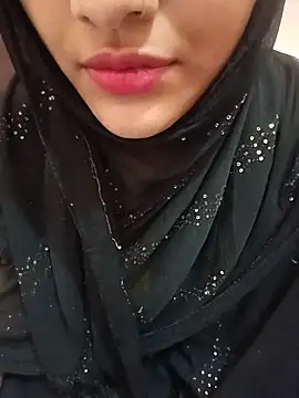 Snapshot of Miss_Noor__ chatting on 07/11/26, 06:35 Miss Noor online show from 07/11/26, 06:35
