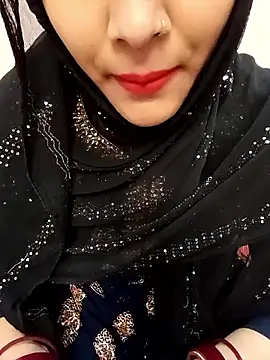 Miss Noor   online show from 04/04/26, 07:26