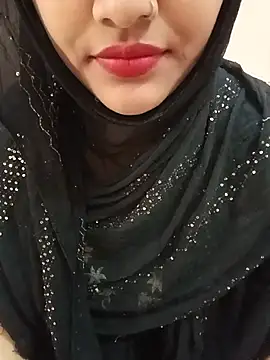 Snapshot of Miss_Noor__ chatting on 06/13/26, 07:28 Miss Noor online show from 06/13/26, 07:28
