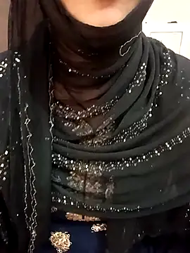Miss Noor   online show from 05/01/26, 05:45
