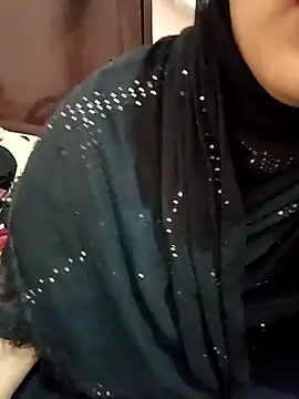 Snapshot of Miss_Noor__ chatting on 07/03/26, 03:35 Miss Noor online show from 07/03/26, 03:35