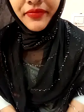 Miss Noor   online show from 05/19/26, 07:04