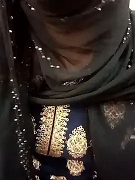 Miss Noor   online show from 05/13/26, 07:48