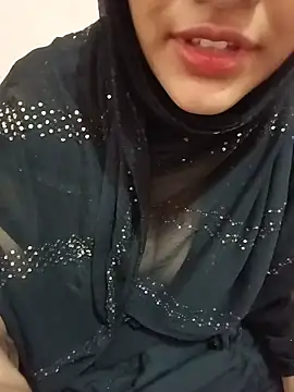 Snapshot of Miss_Noor__ chatting on 07/07/26, 07:23 Miss Noor online show from 07/07/26, 07:23
