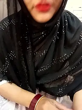 Miss Noor   online show from 04/15/26, 06:52