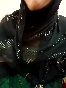 Miss Noor   online show from 04/05/26, 05:47