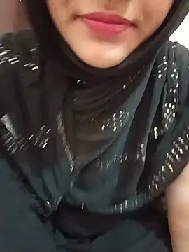 Snapshot of Miss_Noor__ chatting on 07/13/26, 03:39 Miss Noor online show from 07/13/26, 03:39