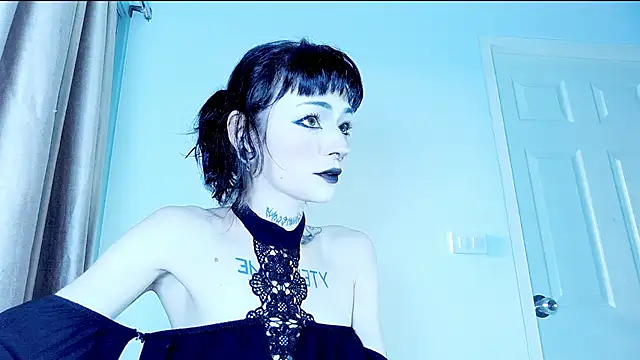 H3xD0ll online show from 04/10/26, 11:56