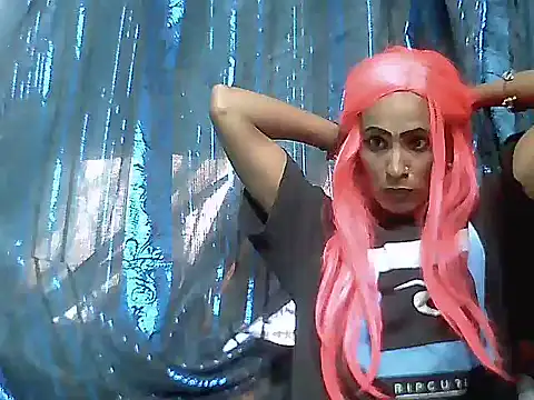 Alanadelray21 online show from 05/19/26, 07:04