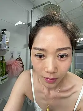 Snapshot of yuanpu0925 chatting on 04/13/26, 12:03 yuanpu0925 online show from 04/13/26, 12:03