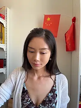 yuanpu0925 online show from 05/30/26, 01:45