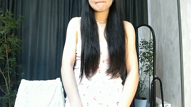 SecretTiny online show from 04/09/26, 12:33