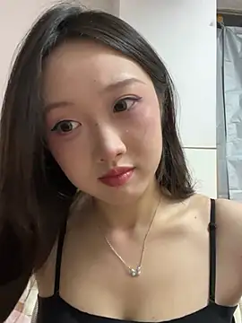 Snapshot of Alice-babyone chatting on 05/26/26, 01:53 Alice-babyone online show from 05/26/26, 01:53