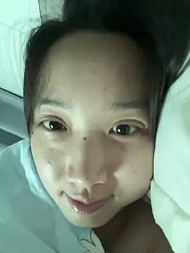 Alice-babyone online show from 07/27/26, 01:01