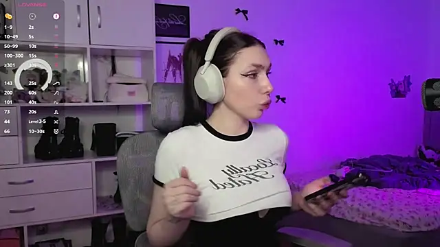 JustEvalove online show from 04/04/26, 04:02