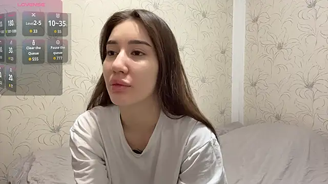 NamiLoon online show from 04/14/26, 04:06