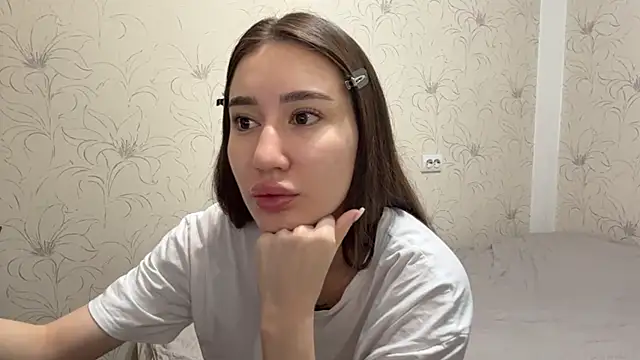 NamiLoon online show from 04/05/26, 03:57