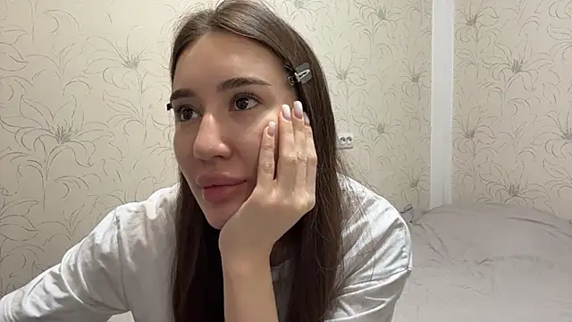 NamiLoon online show from 04/04/26, 04:08