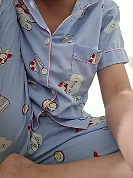 Snapshot of hanameo chatting on 04/05/26, 01:29 hanameo online show from 04/05/26, 01:29