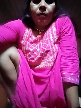 Snapshot of Kuwari_dulhan1 chatting on 04/14/26, 11:04 Kuwari dulhan1 online show from 04/14/26, 11:04
