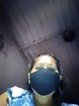 Snapshot of Kuwari_dulhan1 chatting on 03/31/26, 02:57 Kuwari dulhan1 online show from 03/31/26, 02:57