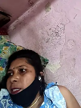 Snapshot of Kuwari_dulhan1 chatting on 04/03/26, 04:30 Kuwari dulhan1 online show from 04/03/26, 04:30