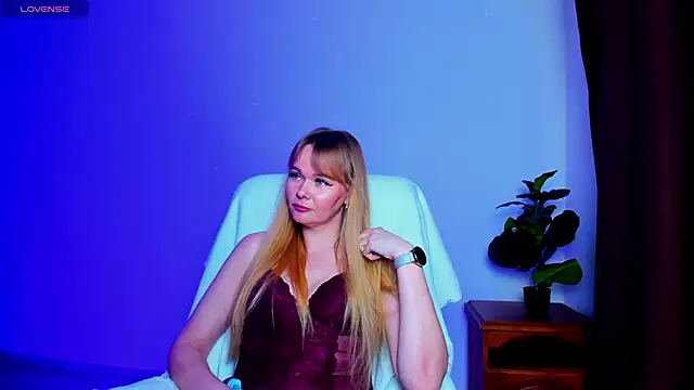 Kirasweetlove online show from 03/31/26, 10:50