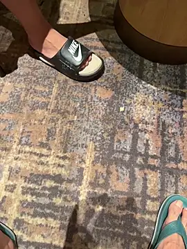 tanhualang001 online show from 04/12/26, 10:02