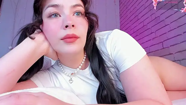 Snapshot of NatalForsy chatting on 06/01/26, 10:26 NatalForsy online show from 06/01/26, 10:26