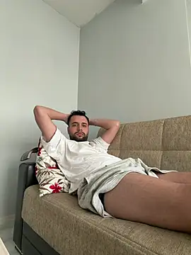 Snapshot of Arin21201 chatting on 04/08/26, 06:48 Arin21201 online show from 04/08/26, 06:48