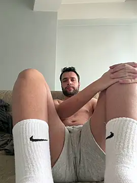 Snapshot of Arin21201 chatting on 03/29/26, 10:17 Arin21201 online show from 03/29/26, 10:17