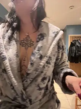 IvyBelleMilf online show from 04/06/26, 04:57