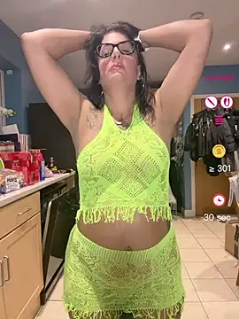 Snapshot of IvyBelleMilf chatting on 06/01/26, 08:41 IvyBelleMilf online show from 06/01/26, 08:41
